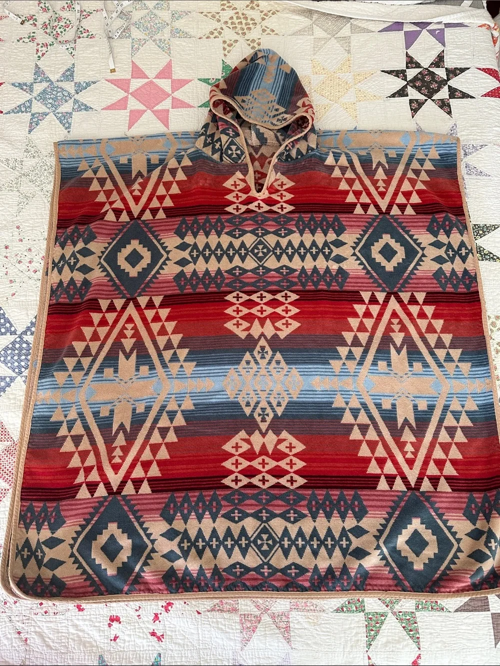 Pendleton Jacquard Adult Hooded Towel Canyonlands Poncho